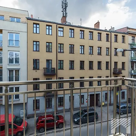 Wysoka Black Centrum By Lookap