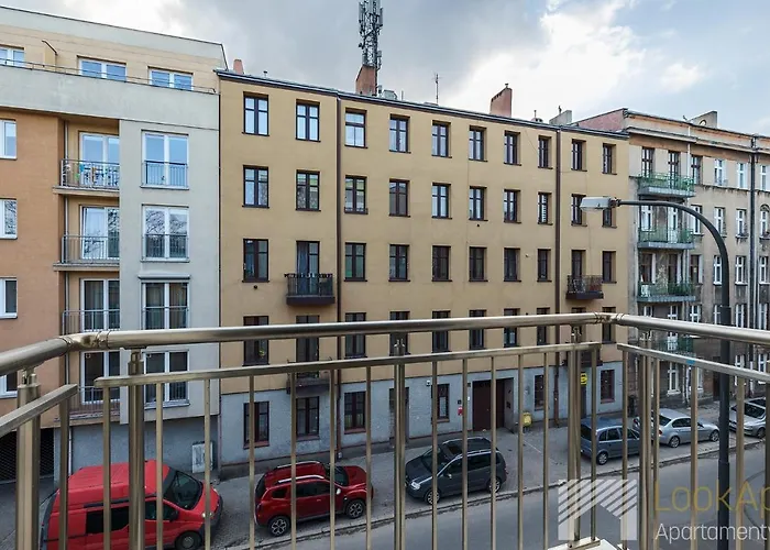 Wysoka Black Centrum By Lookap